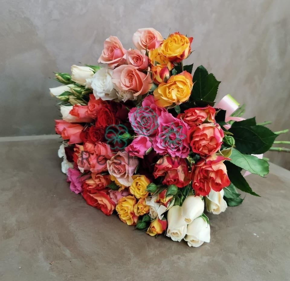 Букет цветов из: Розы в Губкинском