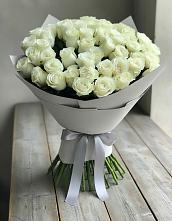 Букет 35 Белых роз в Губкинском