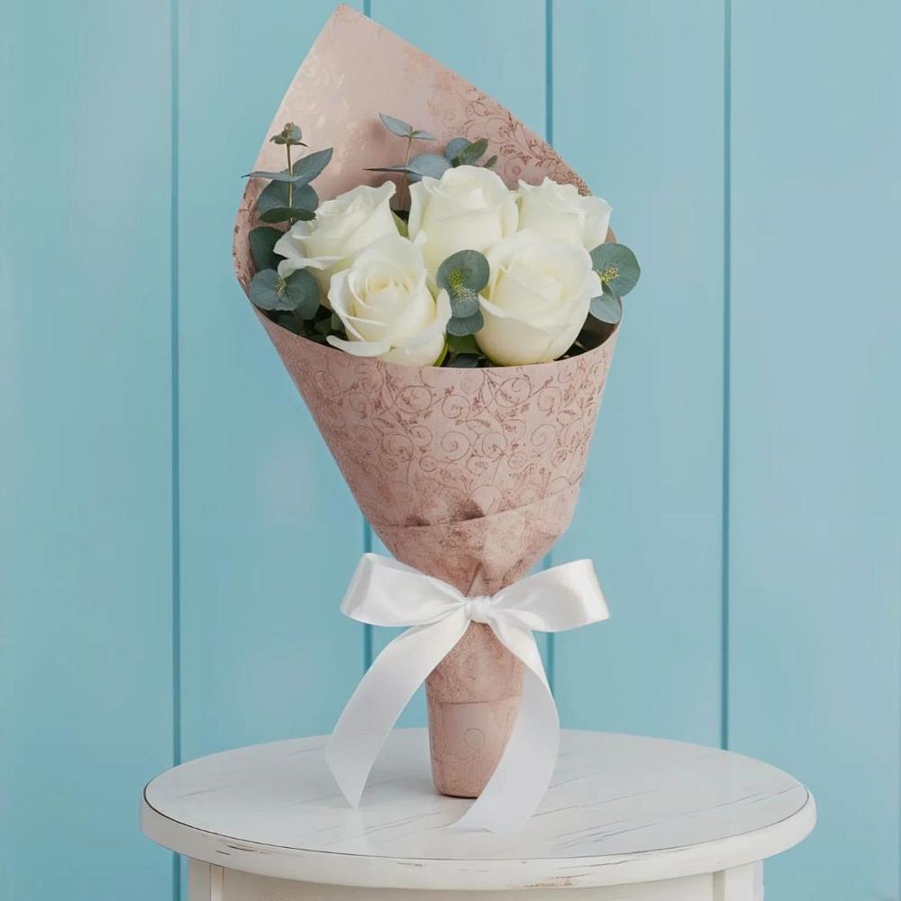 Букет цветов из: Розы в Губкинском