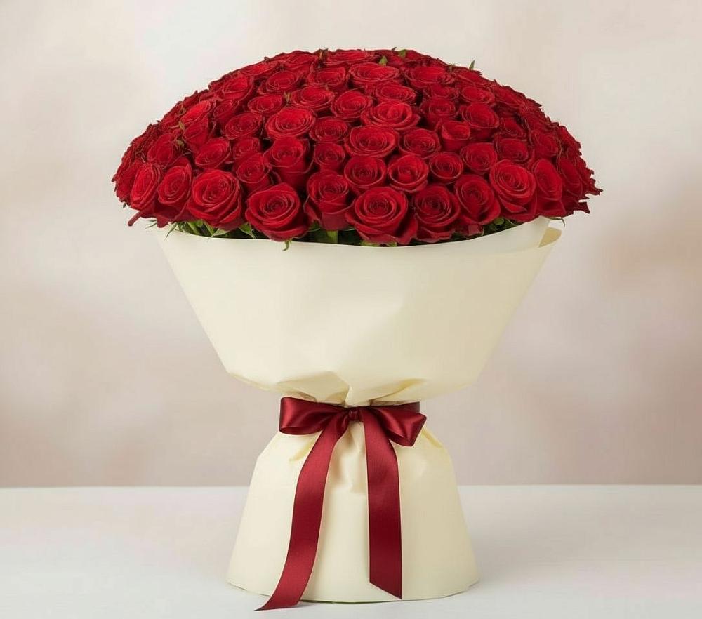 Букет 101 Красная роза Милано в Губкинском