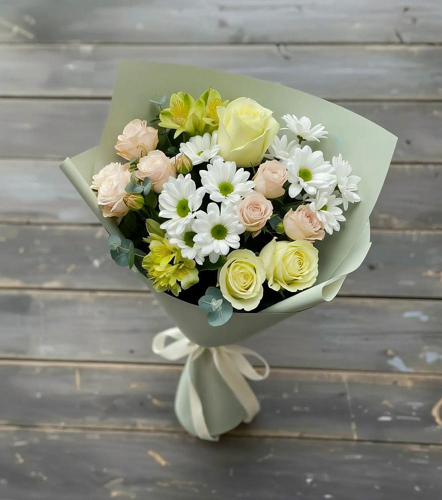 Букет цветов из: Альстромерии, Розы и Хризантемы в Губкинском