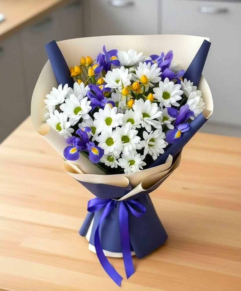 Букет цветов из: Розы, Ирисы и Хризантемы в Губкинском
