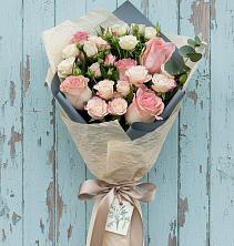 Букет цветов из:  Розы в Губкинском