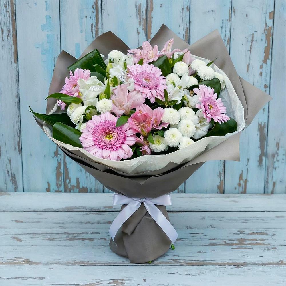 Букет цветов из: Герберы, Альстромерии и Хризантемы в Губкинском