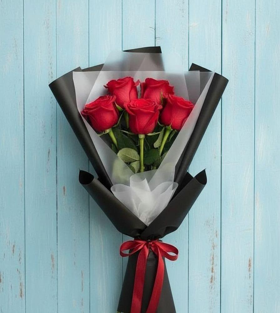 Букет цветов из: Розы в Губкинском