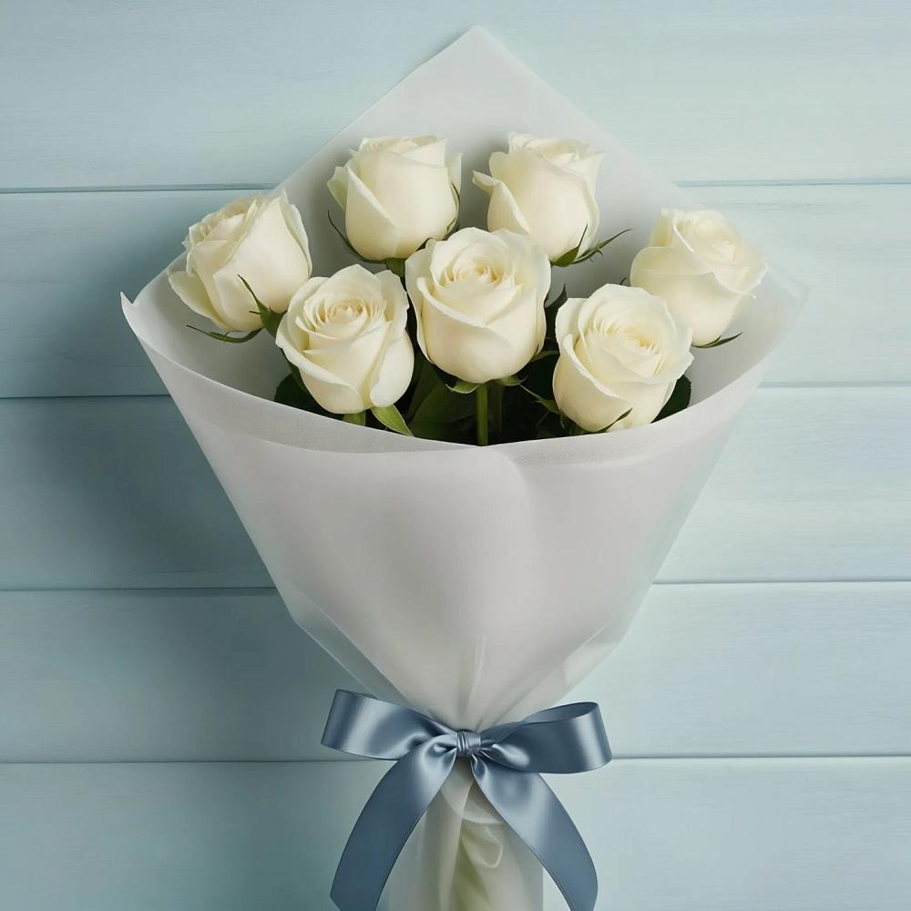 Букет 7 Белых роз Эдлесс Лав в Губкинском